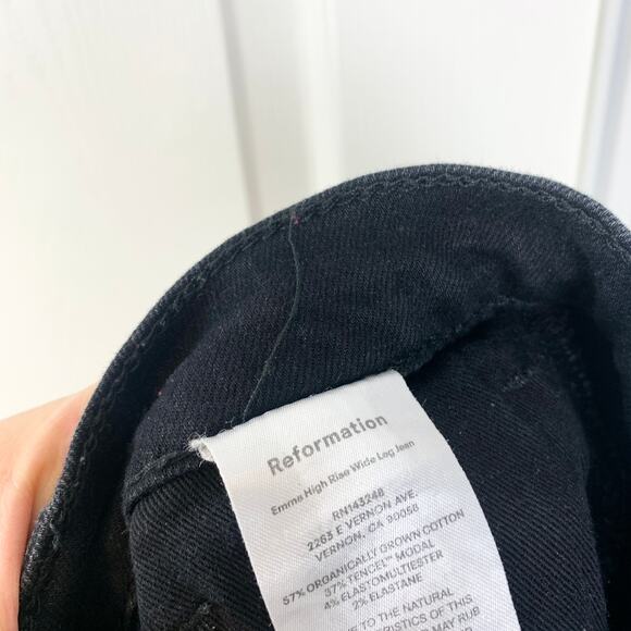 Reformation Emma High Rise Wide Leg Raw Hem Jean Black Size 25 - Picture 6 of 6